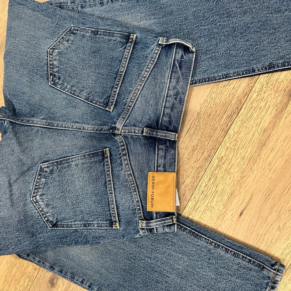 DENIM FORUM- JONI HIGH RISE LOOSE JEAN - Picture 3 of 3